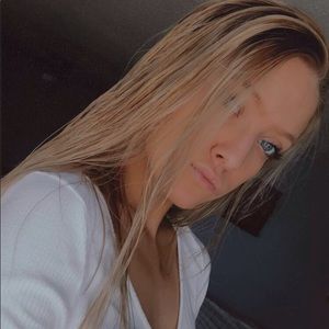 Meet your Posher, Kaci